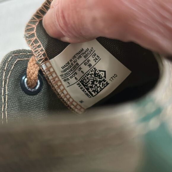 CONVERSE Camo Sneakers Size 8 - Picture 6 of 7